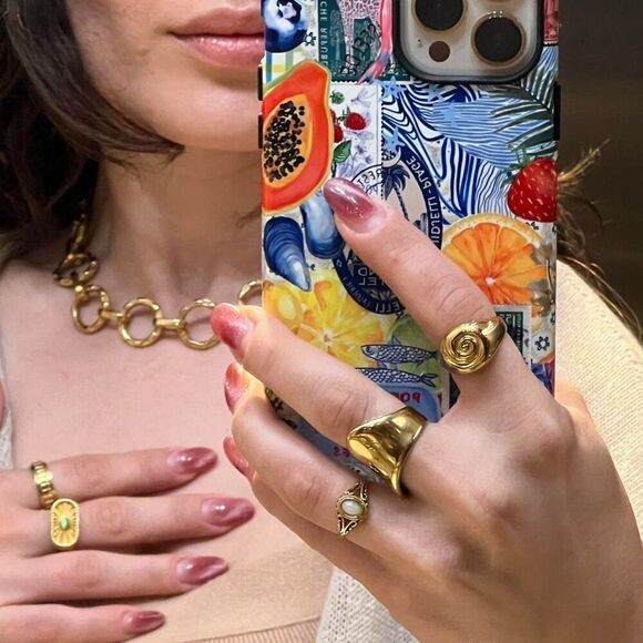 New! “Francesca” Gold Statement Circle Necklace - Picture 2 of 4